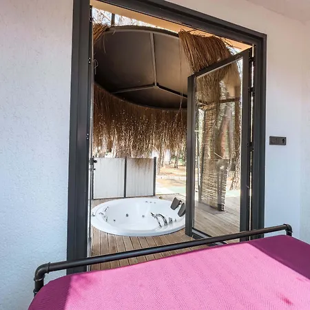 Mossa Afkule Kayaköy Otel *