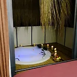 Mossa Afkule Kayakoey *